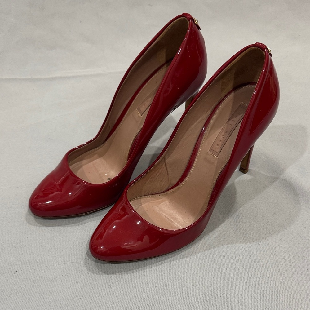 Hugo Boss Cherry Red Patent Leather High Heels – Size 38 (Made in Italy)